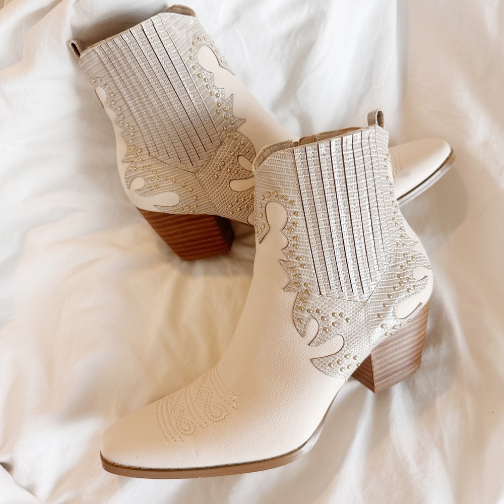 Coconuts by Matisse Boots